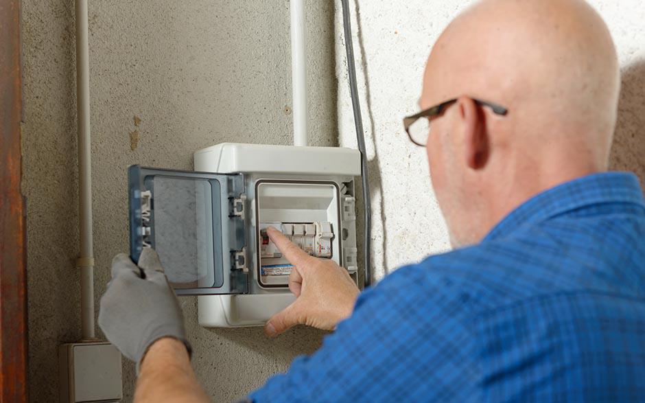 prix dépannage électrique Ézanville